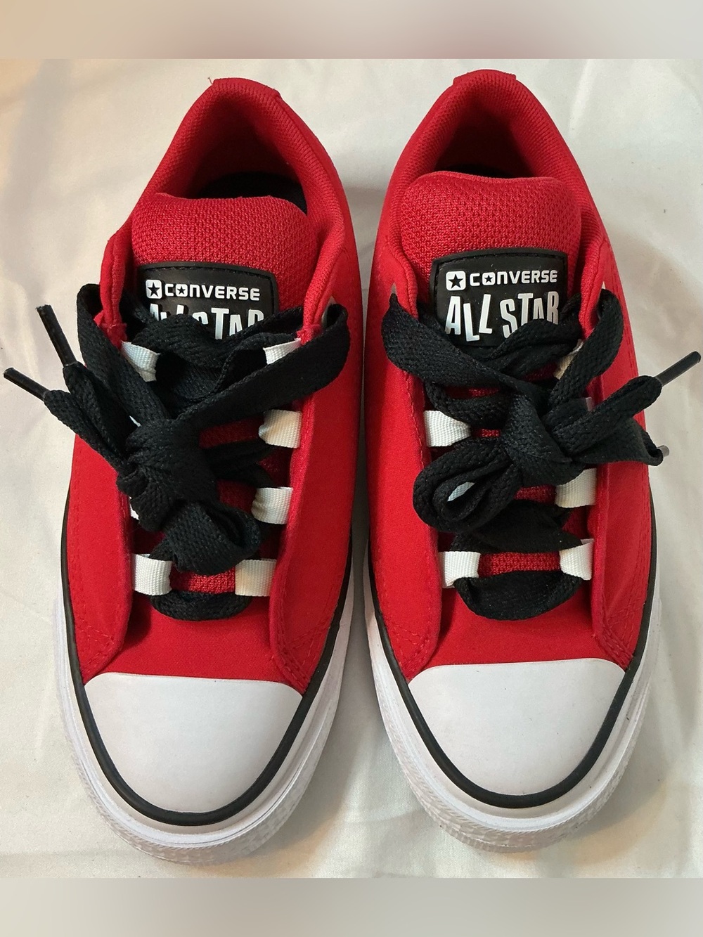 Converse All Star Red Black Low Top Sneakers Big Kids 3Y / Women’s 4.5